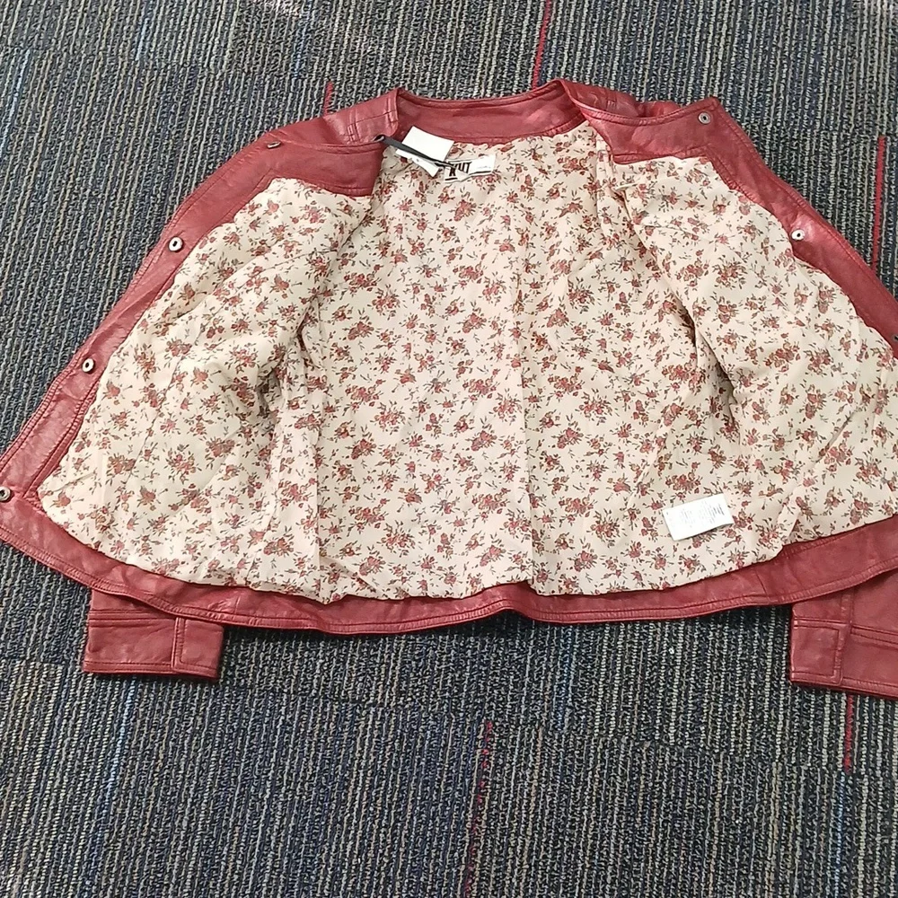 Red KUT from the Kloth vegan leather jacket. Size Large. New - Picture 5 of 7